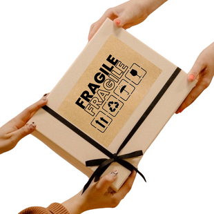 Етикетка крафт 100х150 мм &laquo;Fragile 02&raquo; (100 шт/рулон)
