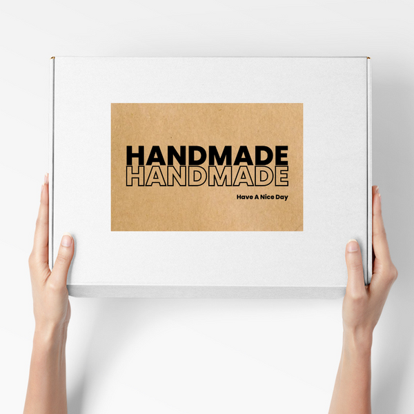 Етикетка крафт 100х150 мм &laquo;Handmade 02&raquo; (100 шт/рулон)